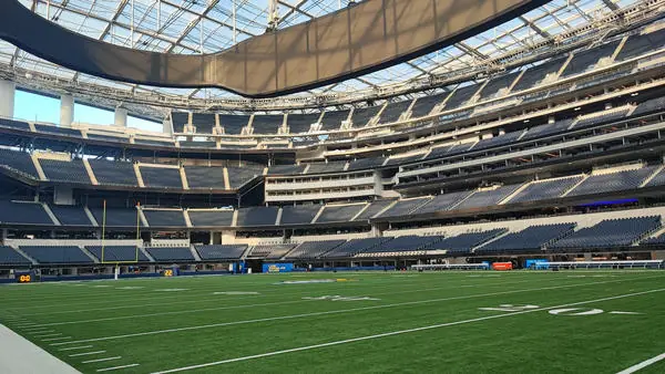 草皮影響球速與運動軌跡