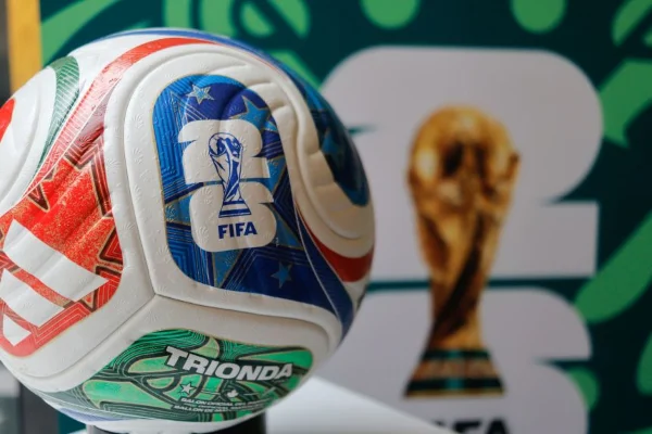 FIFA只允許帶空瓶子進去裝水